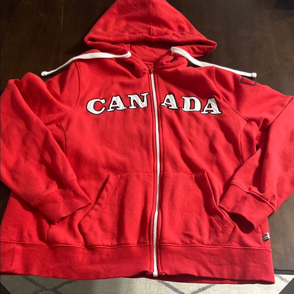 Red Hudsonโs Bay Canada Hoodie size XL